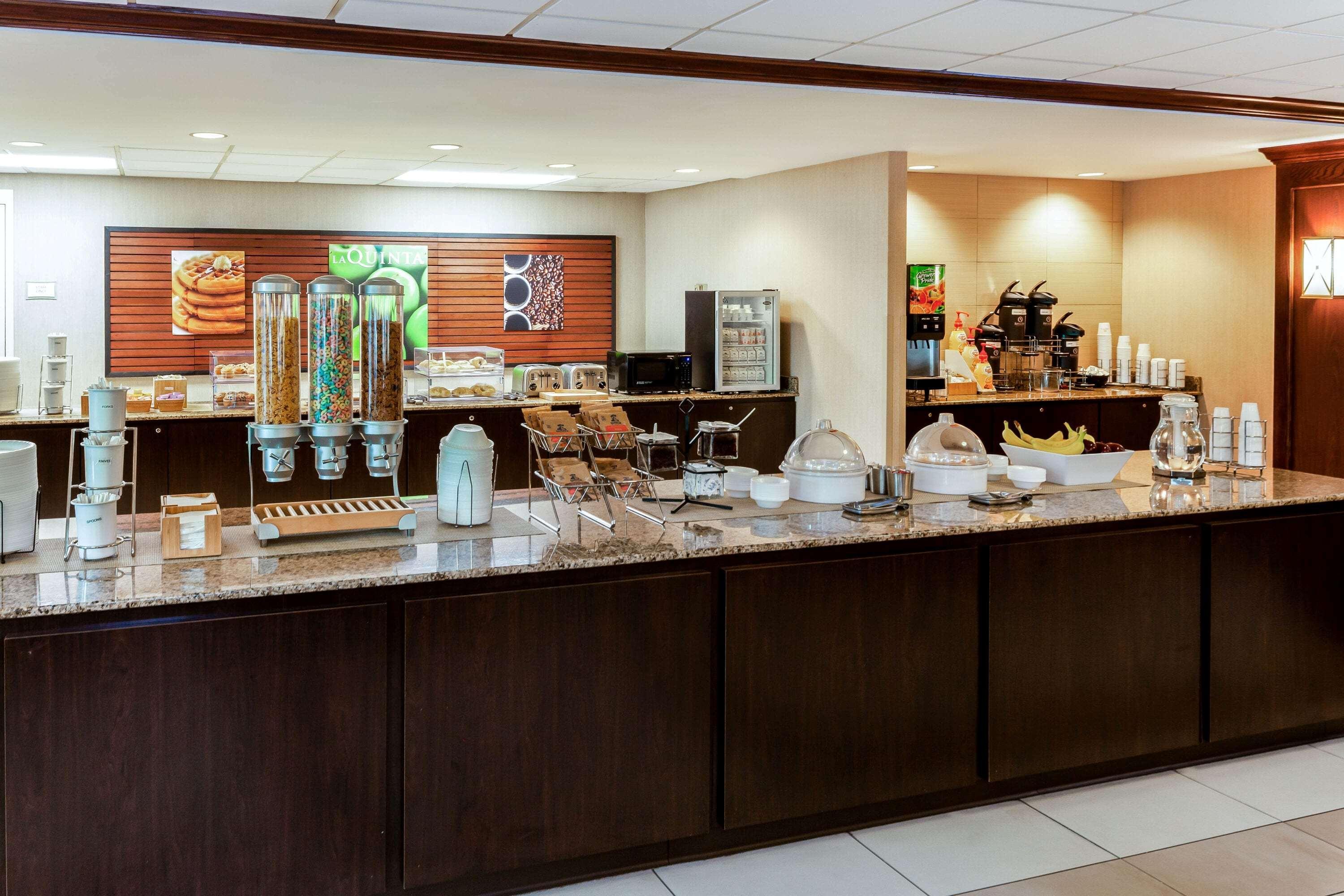 La Quinta By Wyndham Milwaukee Bayshore Area Glendale Εξωτερικό φωτογραφία