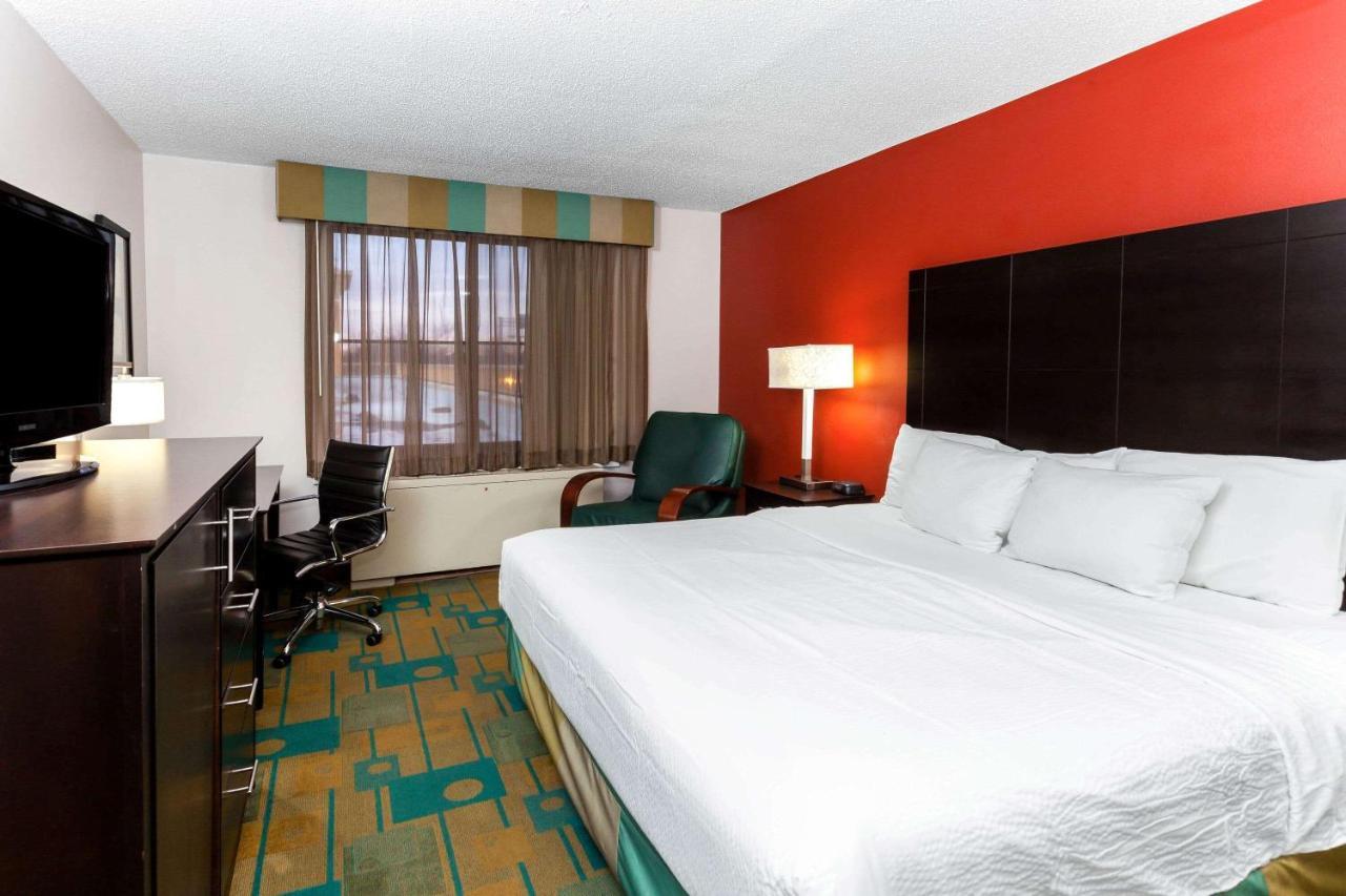 La Quinta By Wyndham Milwaukee Bayshore Area Glendale Εξωτερικό φωτογραφία